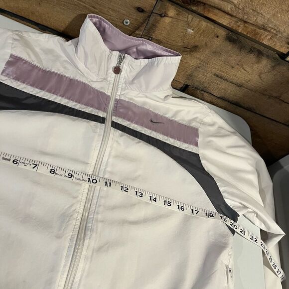 Nike  white tennis jacket with purple stripe - M - Picture 5 of 9